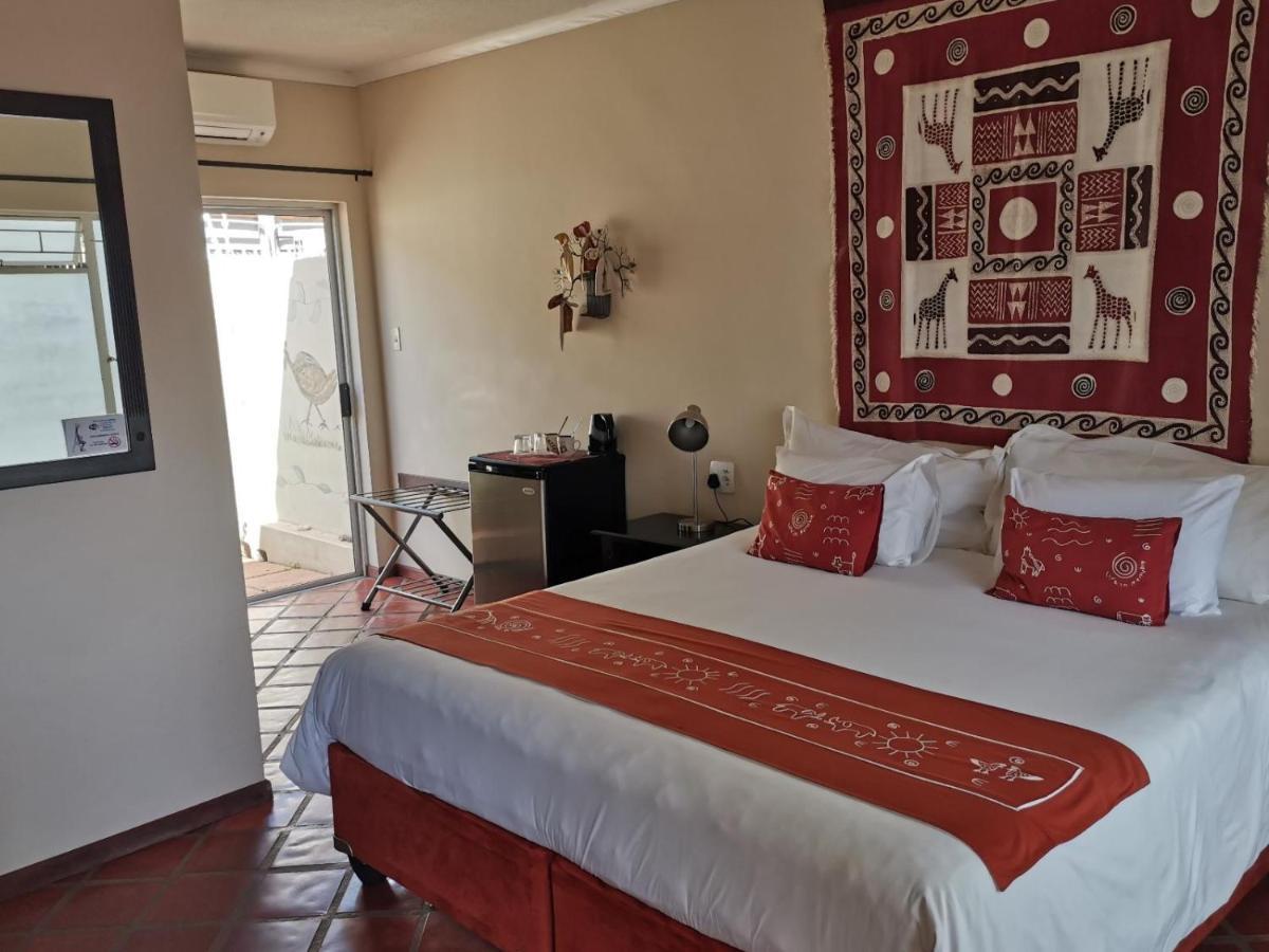Londiningi Guesthouse ウィントフーク エクステリア 写真