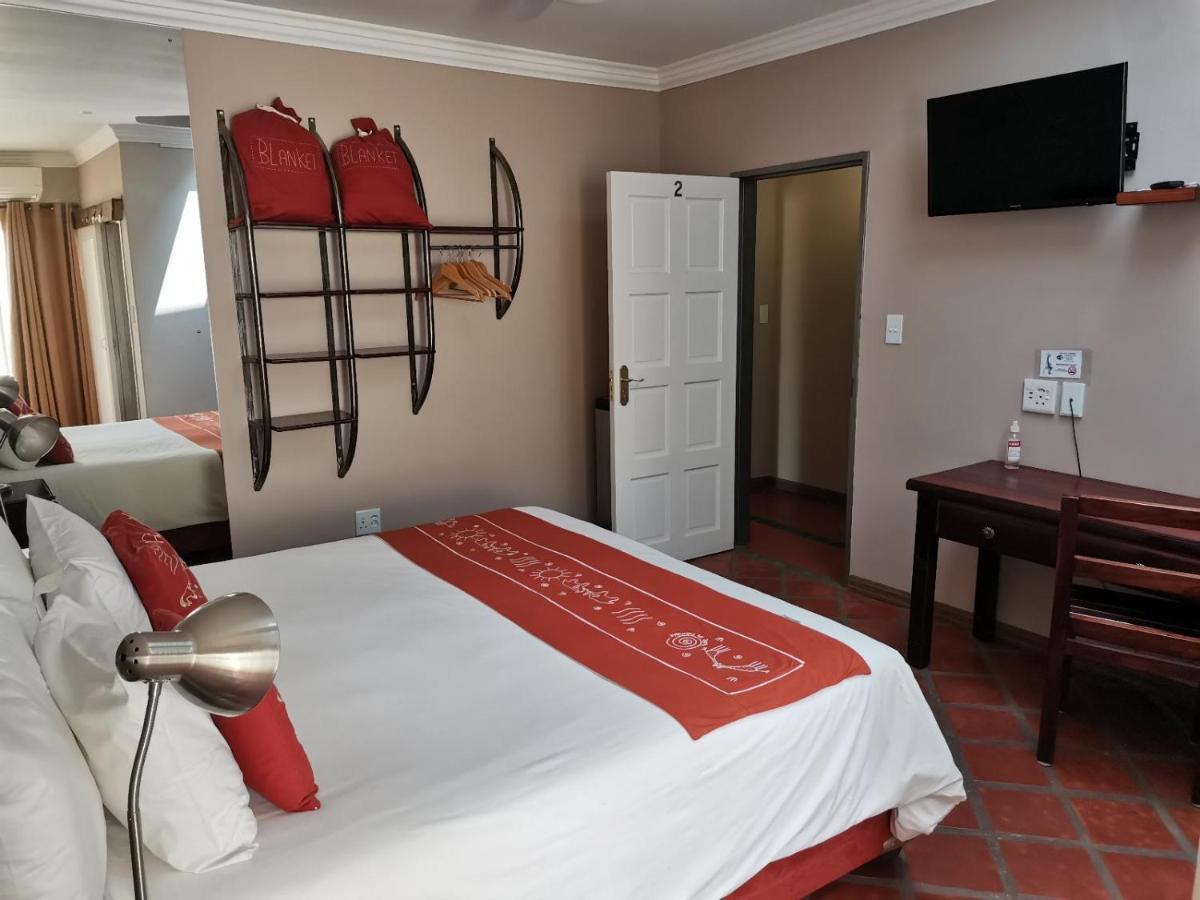 Londiningi Guesthouse ウィントフーク エクステリア 写真