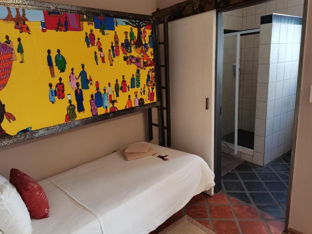 Londiningi Guesthouse ウィントフーク エクステリア 写真
