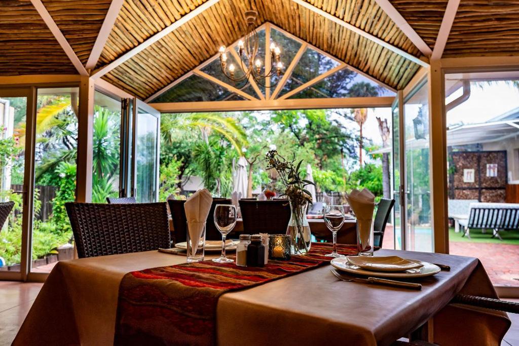 Londiningi Guesthouse ウィントフーク エクステリア 写真