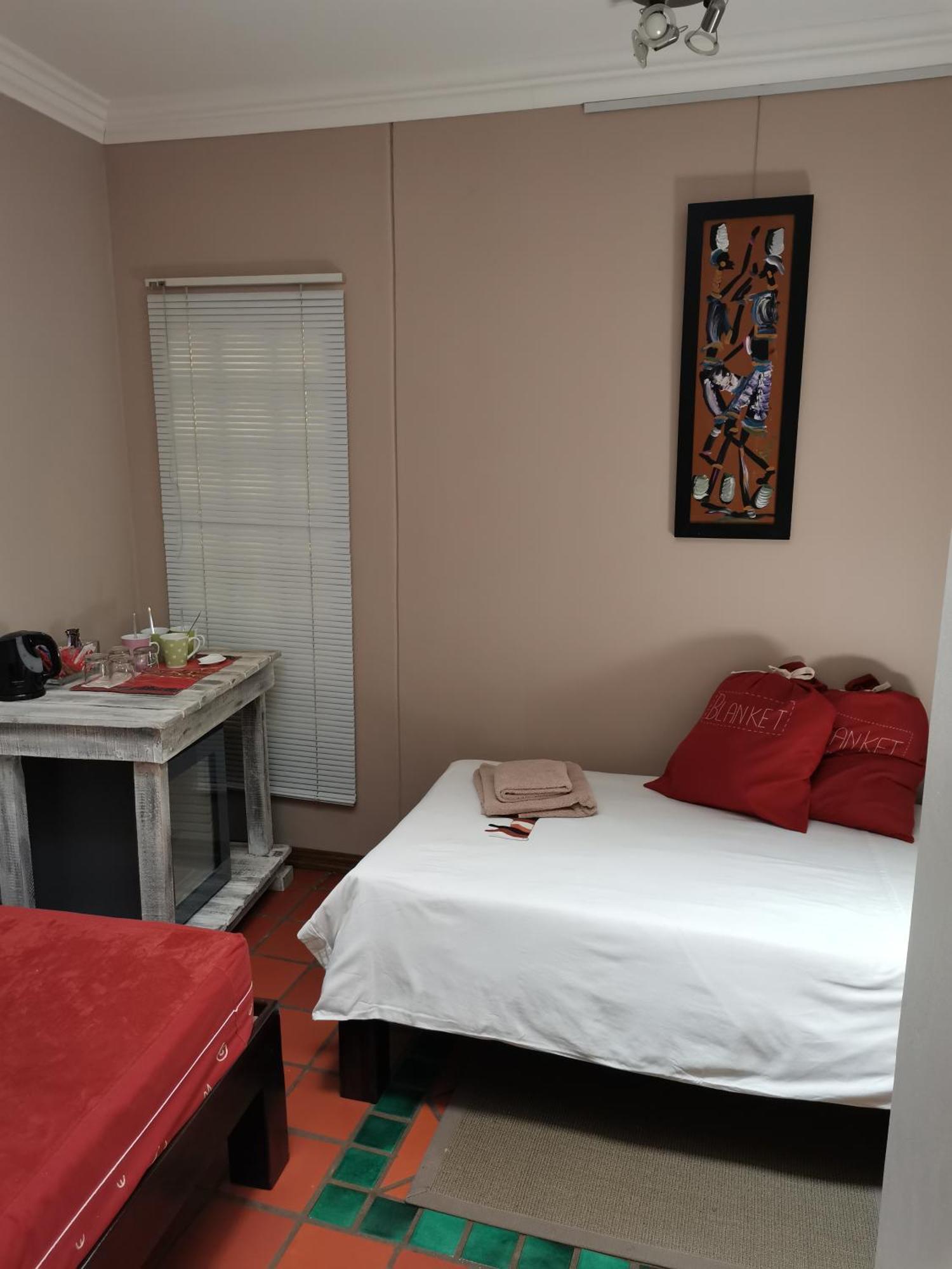 Londiningi Guesthouse ウィントフーク 部屋 写真
